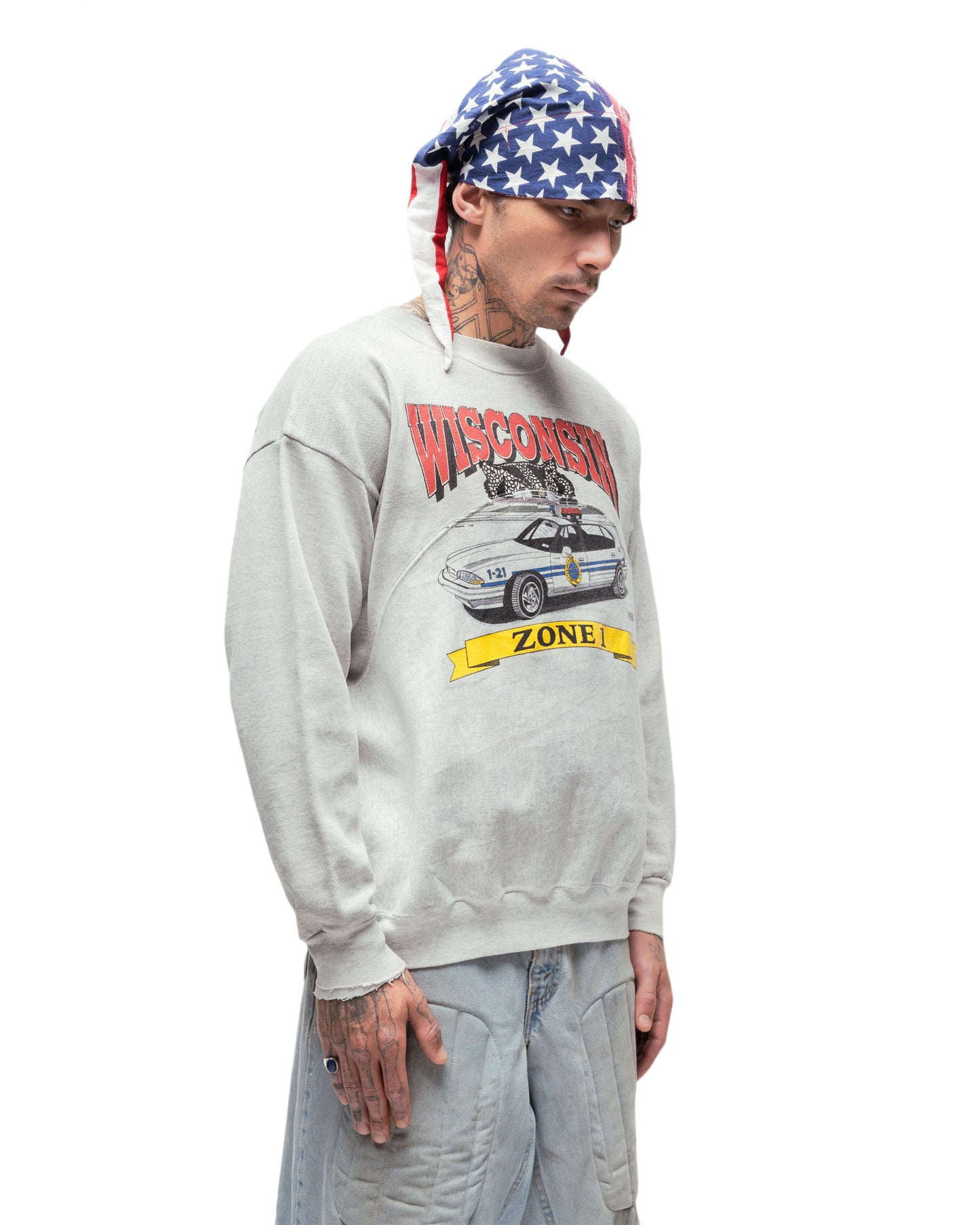 107 WAVE CREWNECK