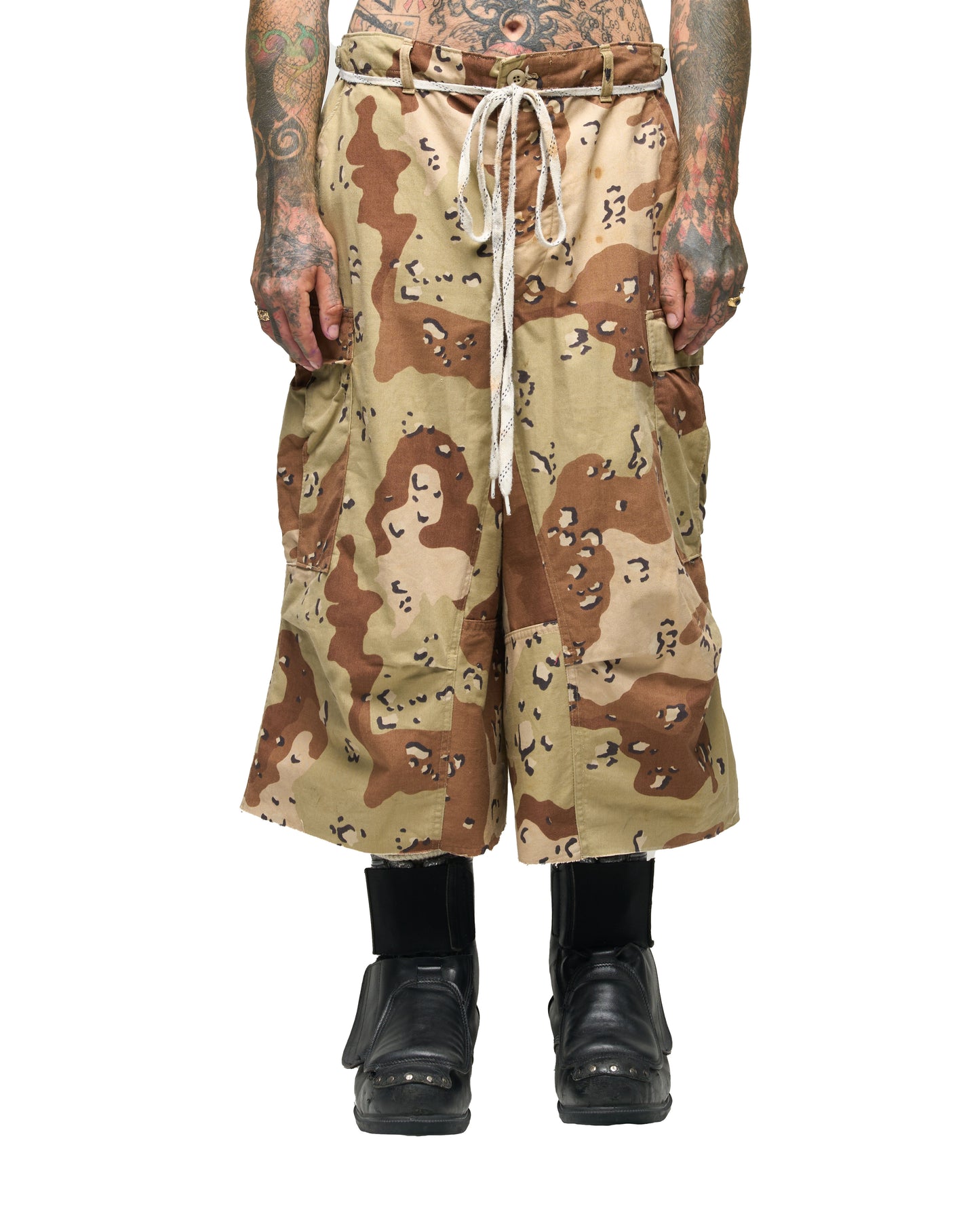 CCRL CAMO NBHD SHORT