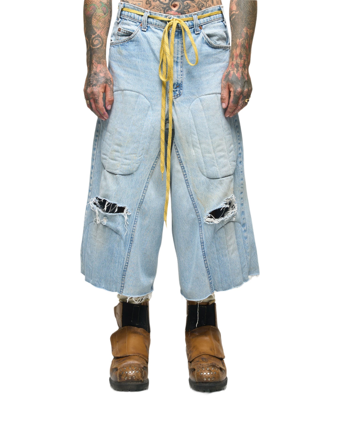 LW NBHD RIDING SHORT