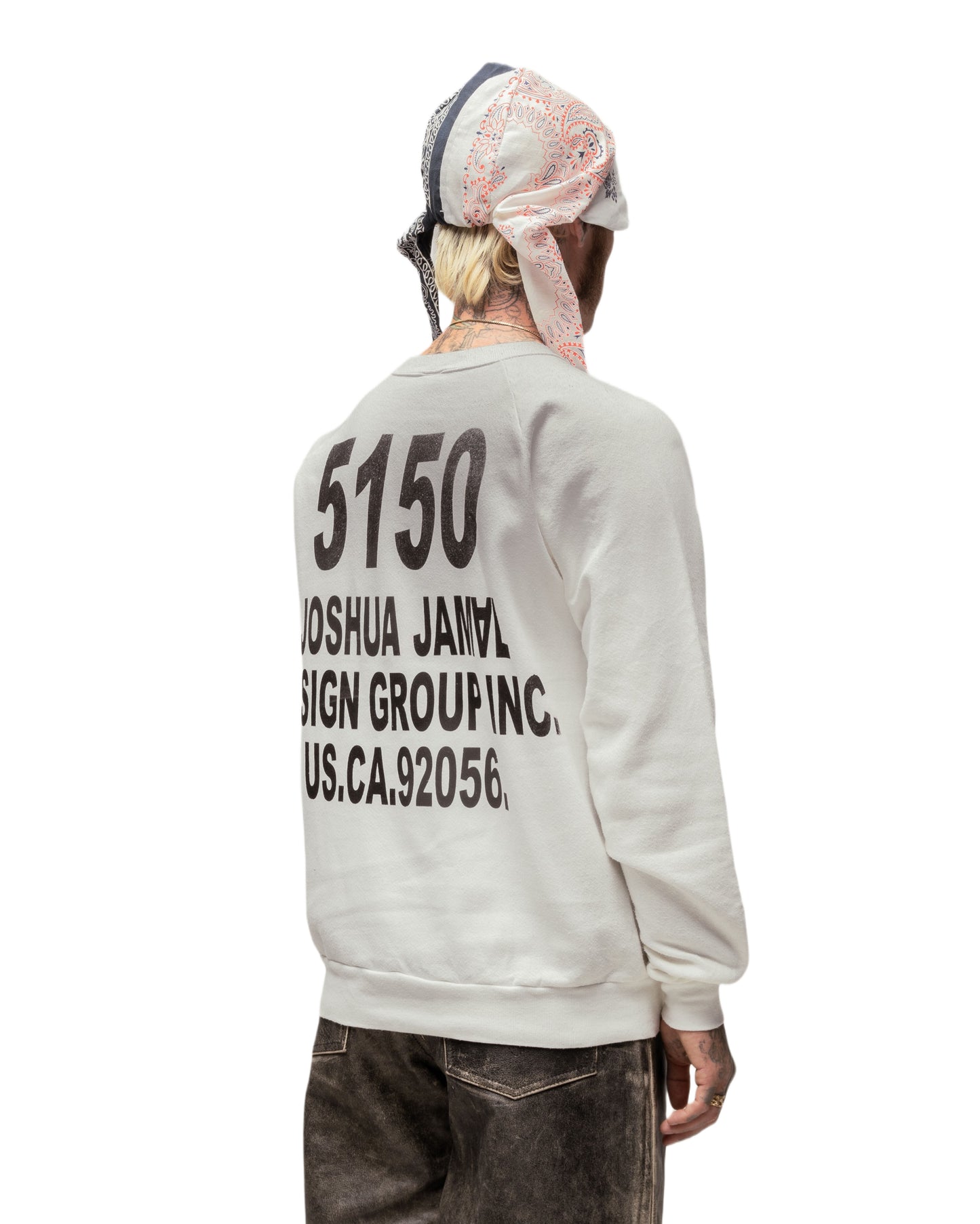 SLUG CREWNECK 001