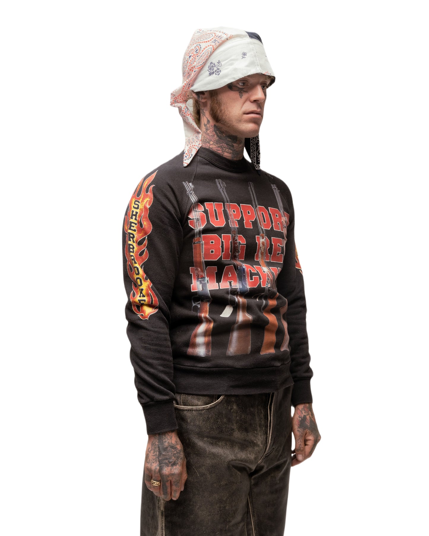 SLUG CREWNECK 002