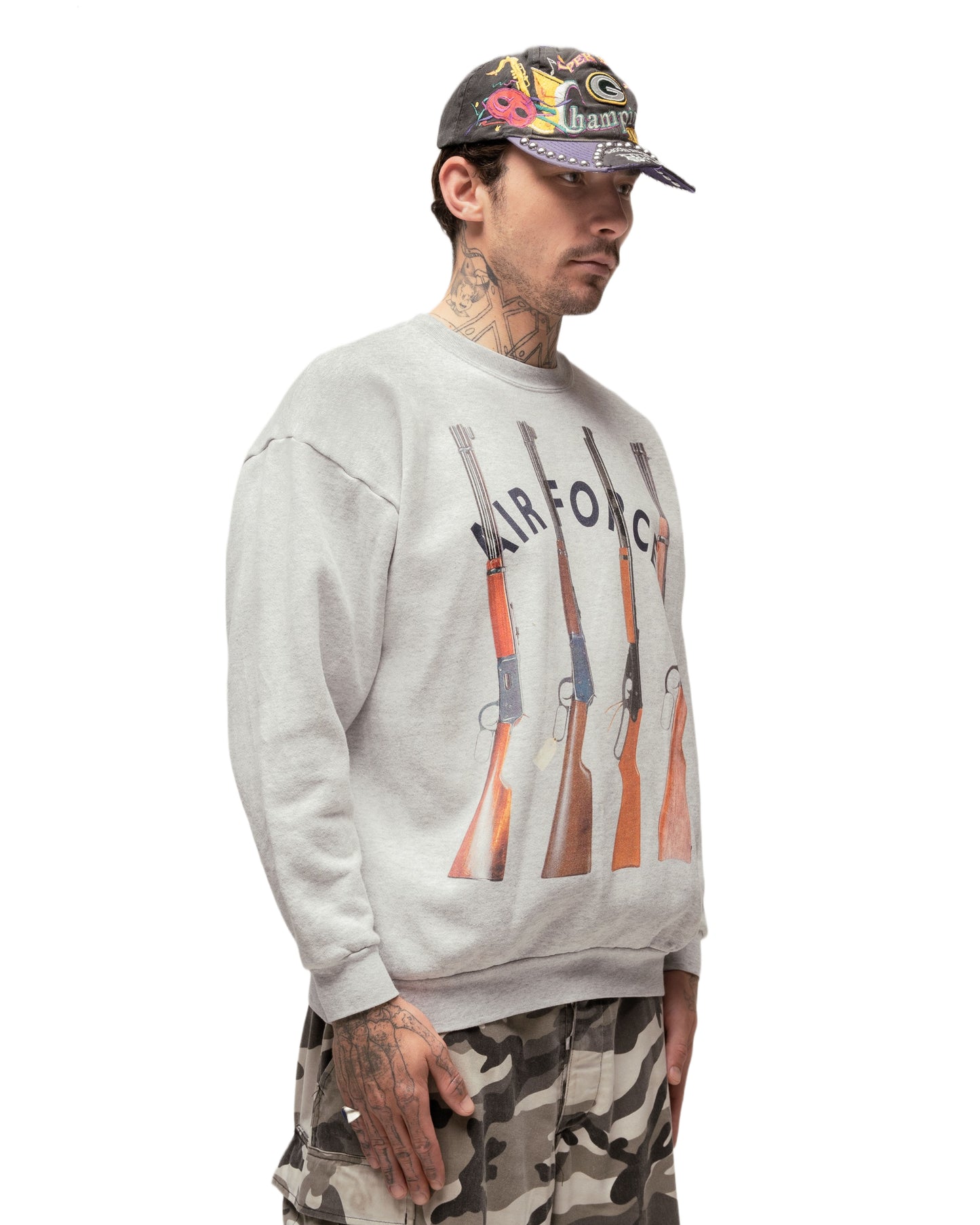 SLUG CREWNECK 004
