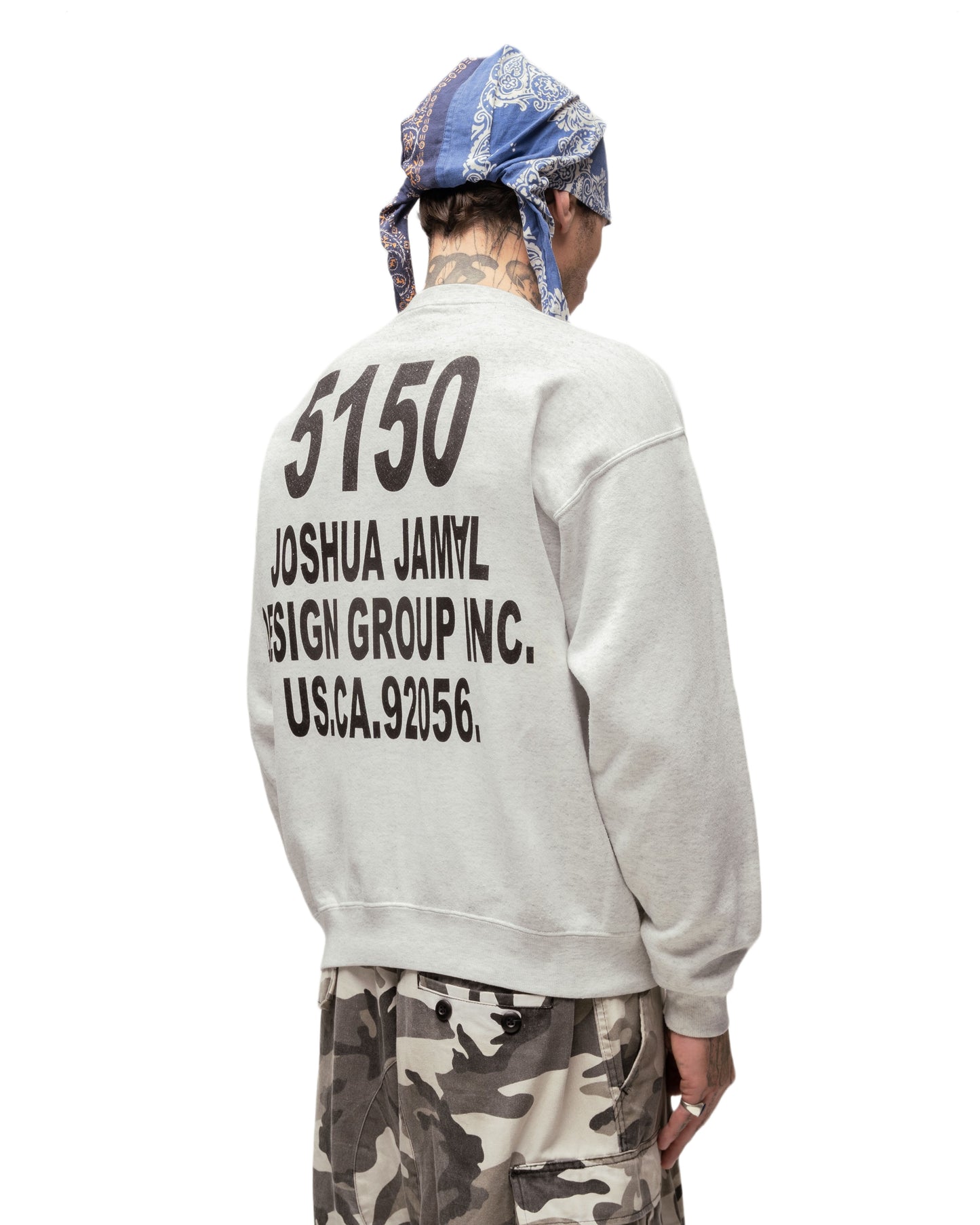 SLUG CREWNECK 005