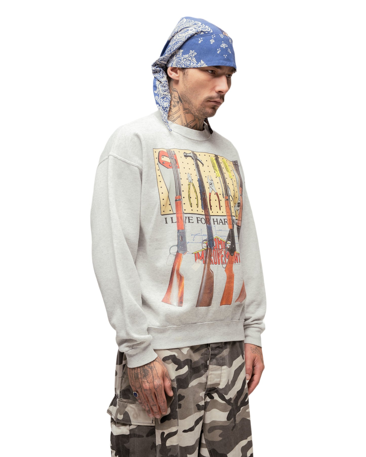 SLUG CREWNECK 005