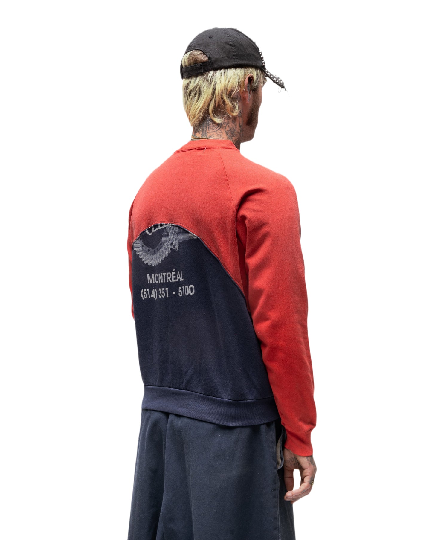 075 WAVE CREWNECK