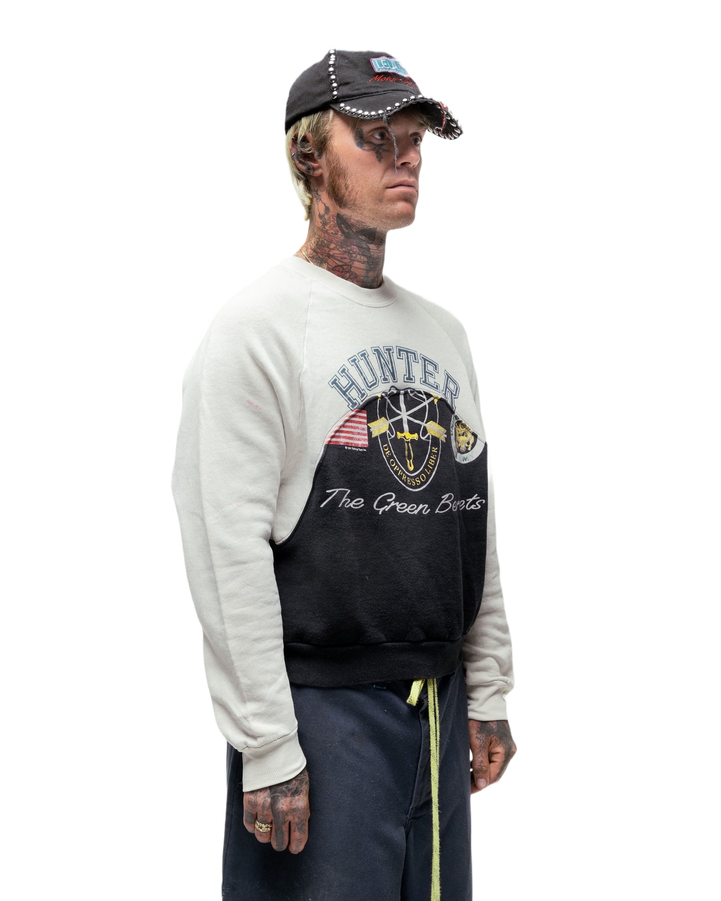076 WAVE CREWNECK