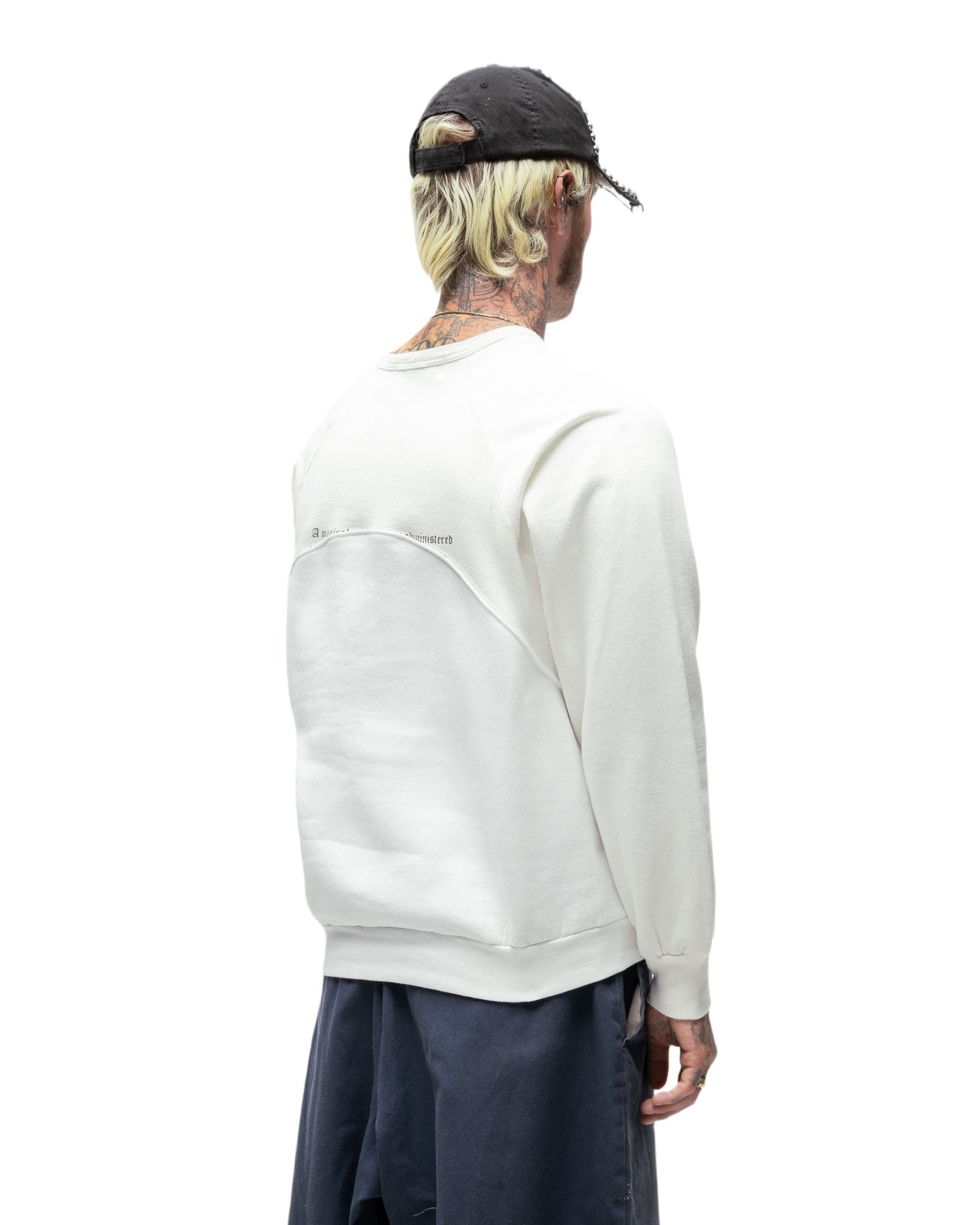 051 WAVE CREWNECK