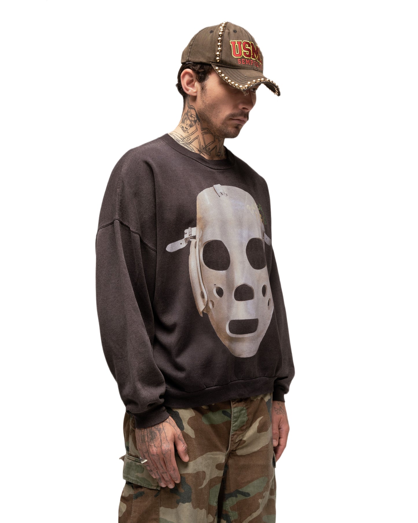 MASK CREWNECK 010