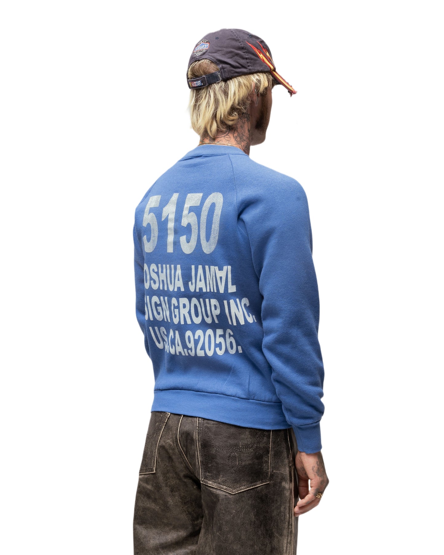 SLUG CREWNECK 011