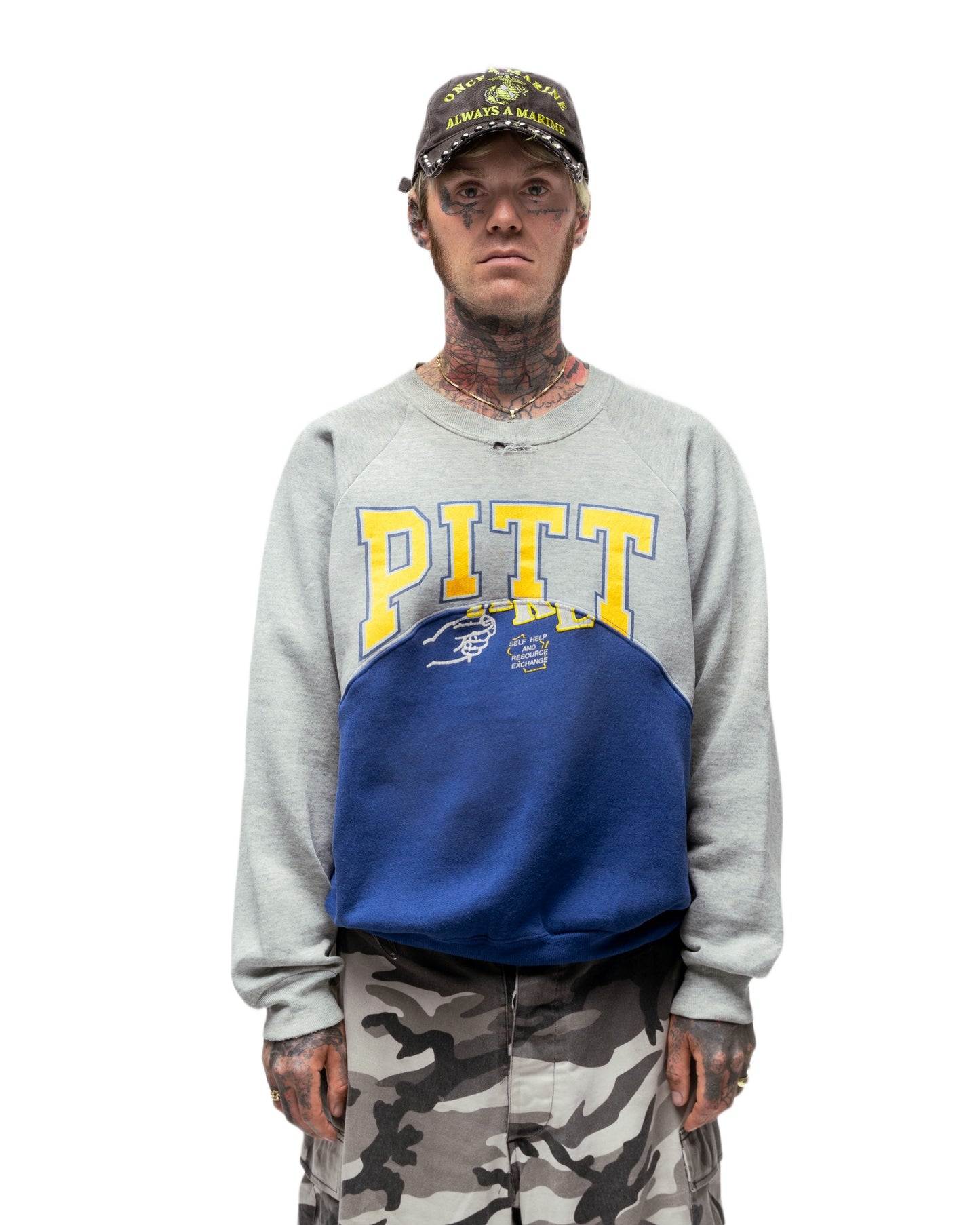 110 WAVE CREWNECK