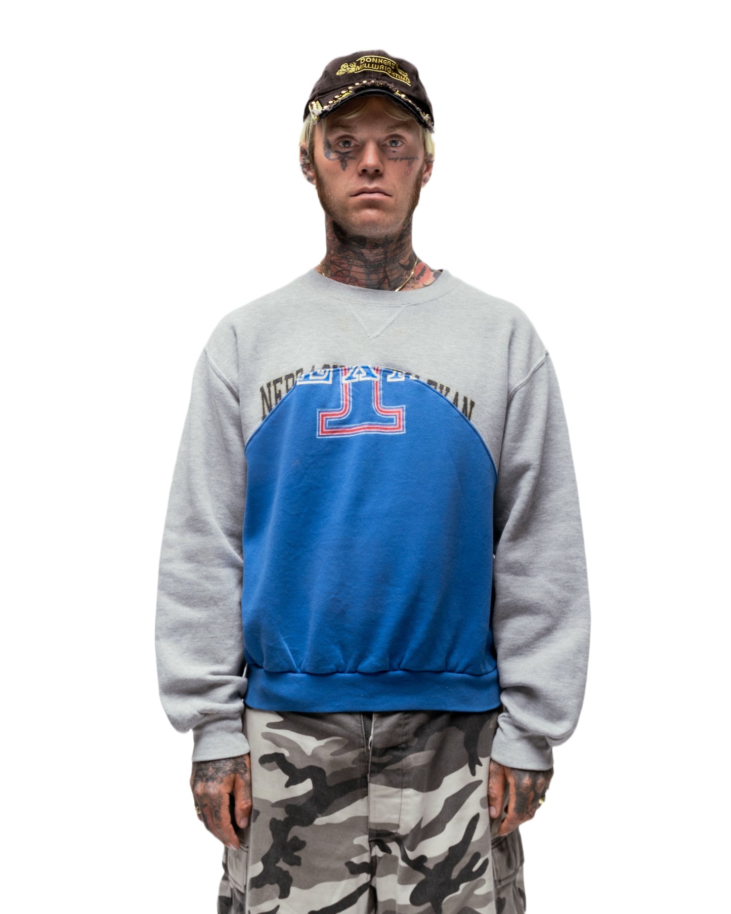 089 WAVE CREWNECK