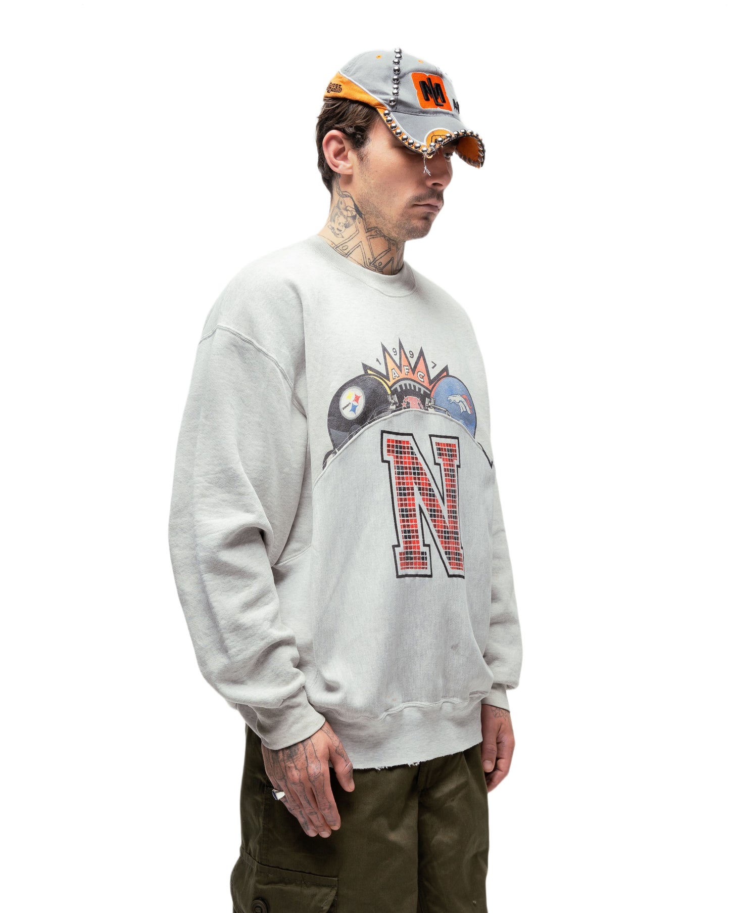 091 WAVE CREWNECK