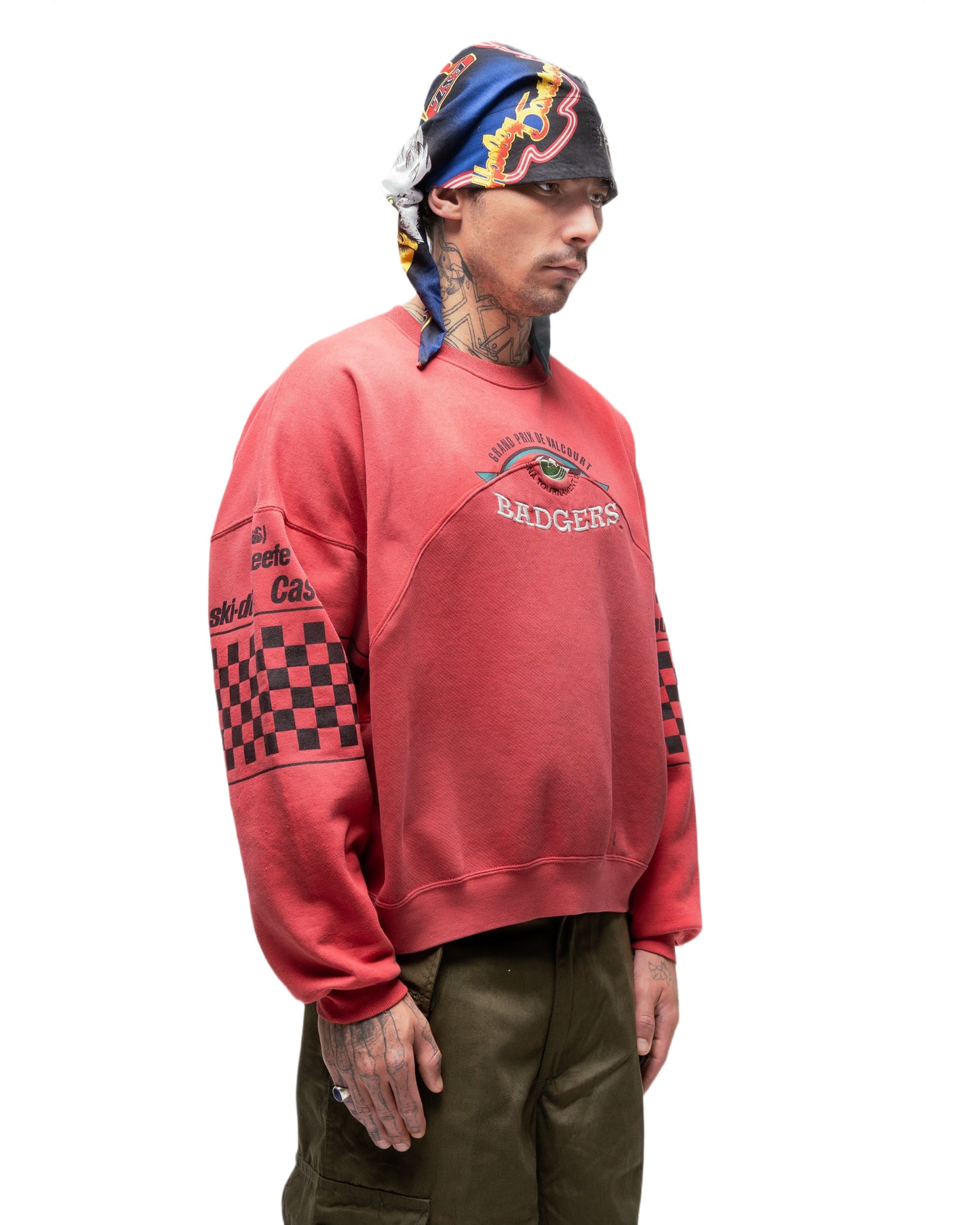 044 WAVE CREWNECK