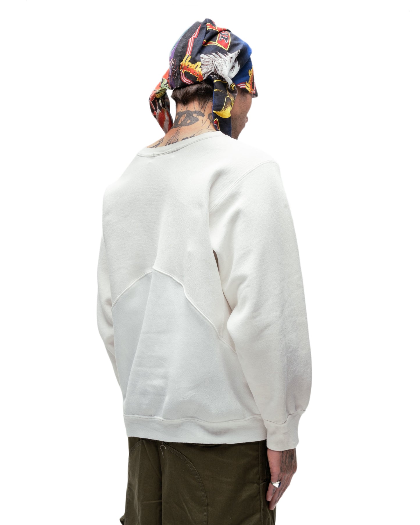 046 WAVE CREWNECK