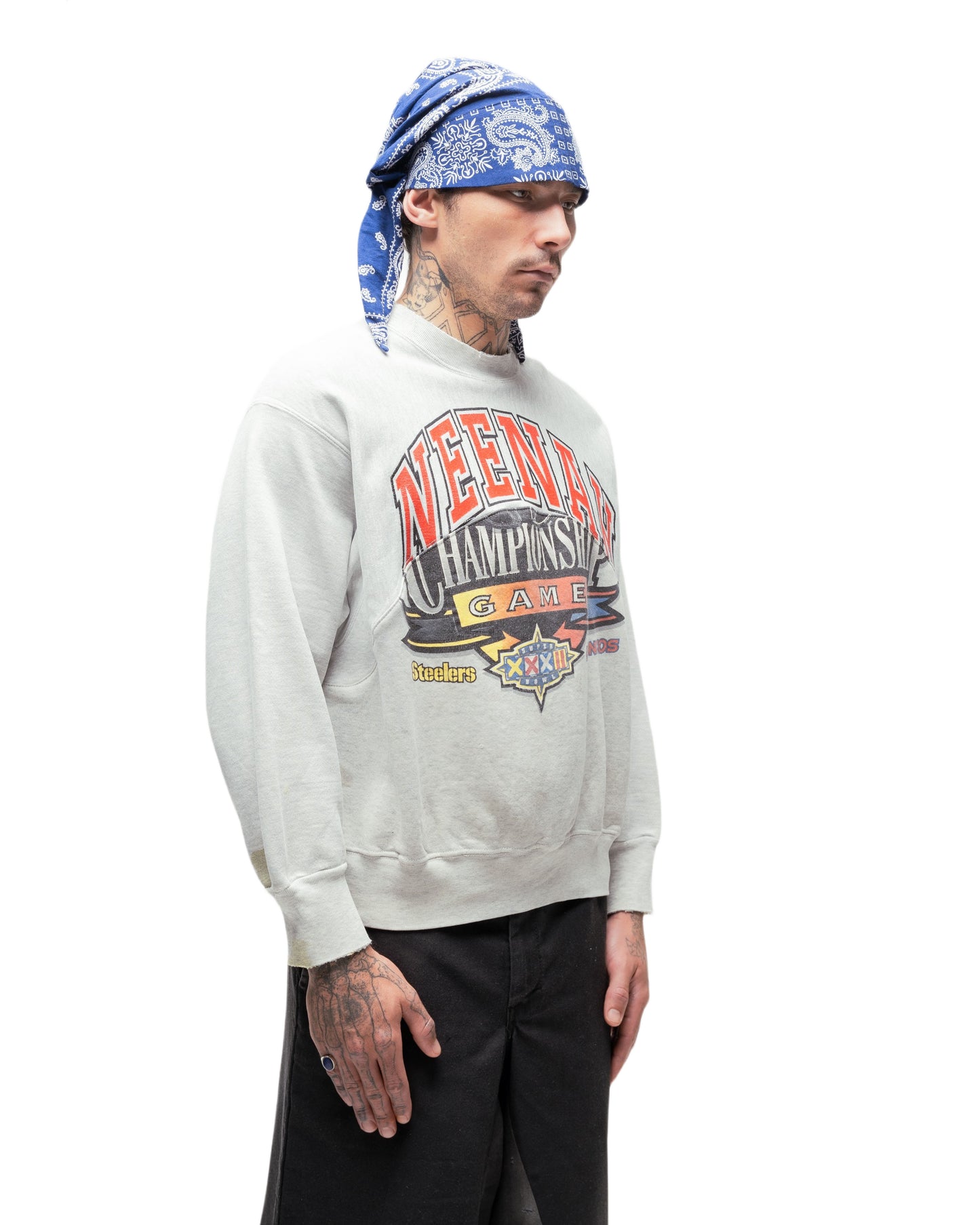 035 WAVE CREWNECK