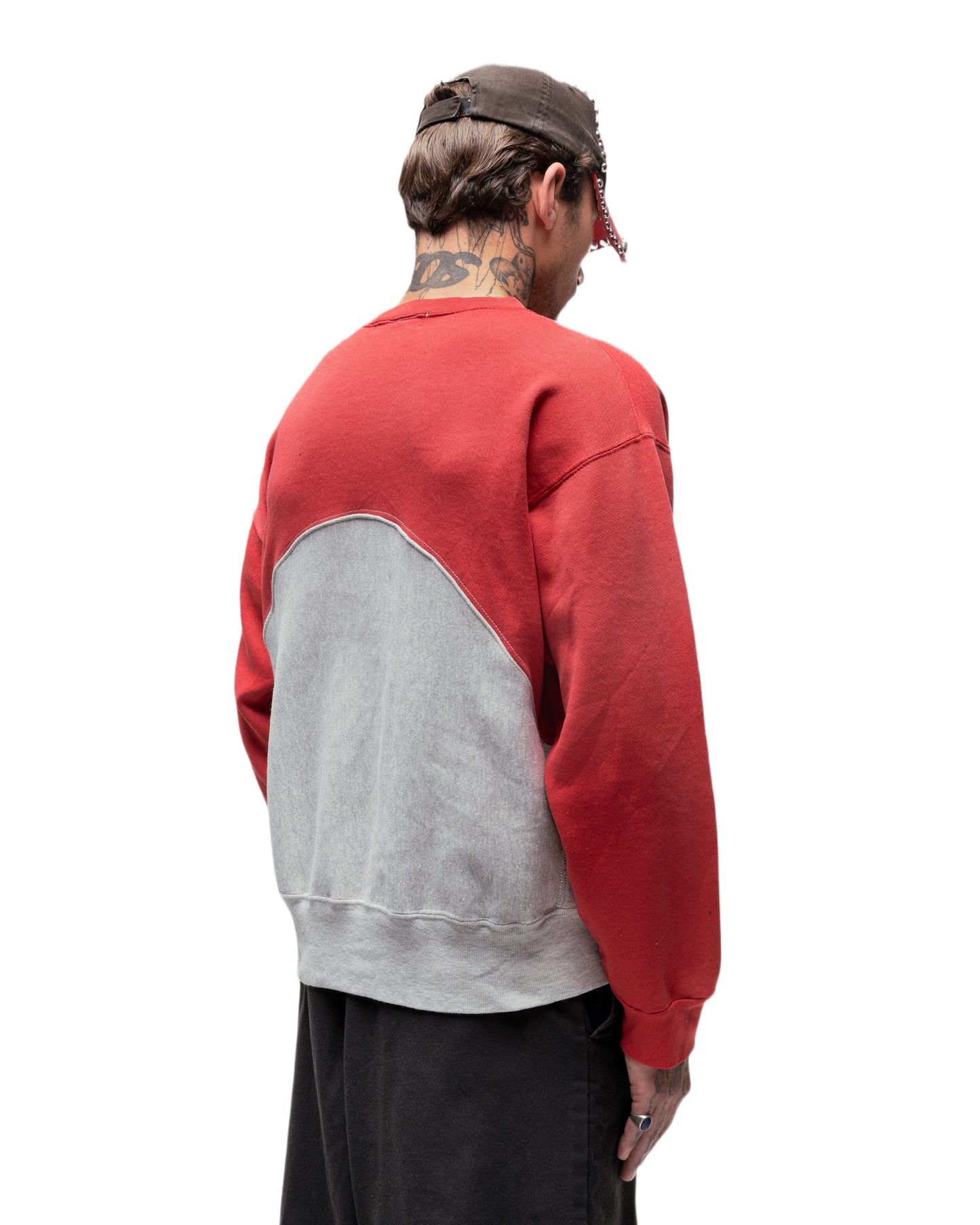 038 WAVE CREWNECK