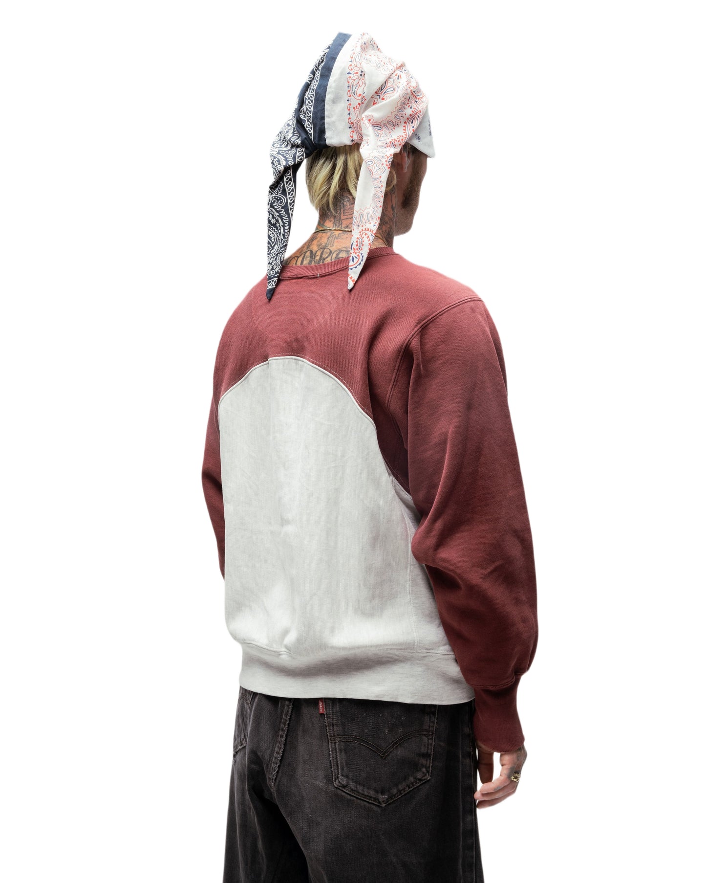 039 WAVE CREWNECK