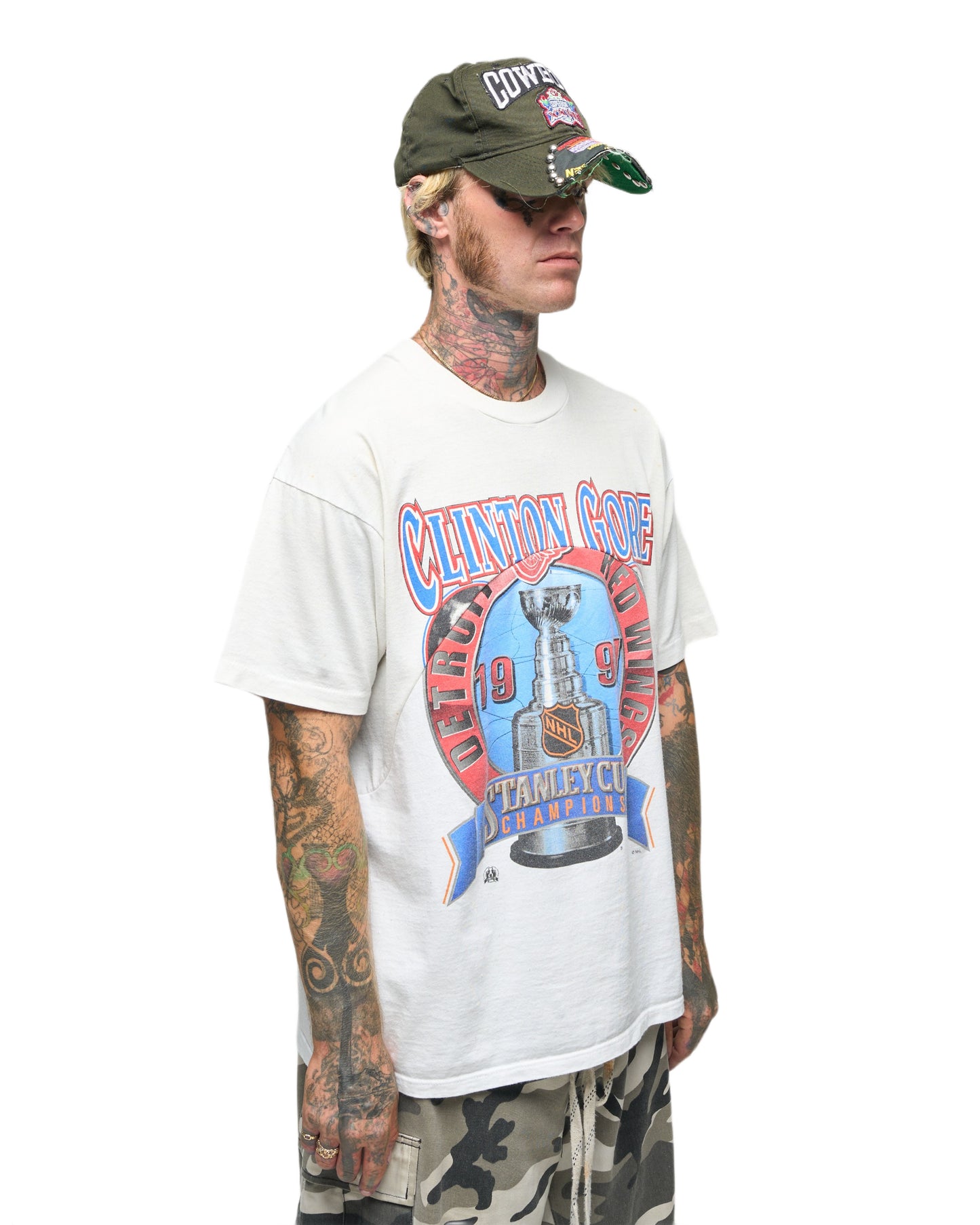 073 WAVE TEE