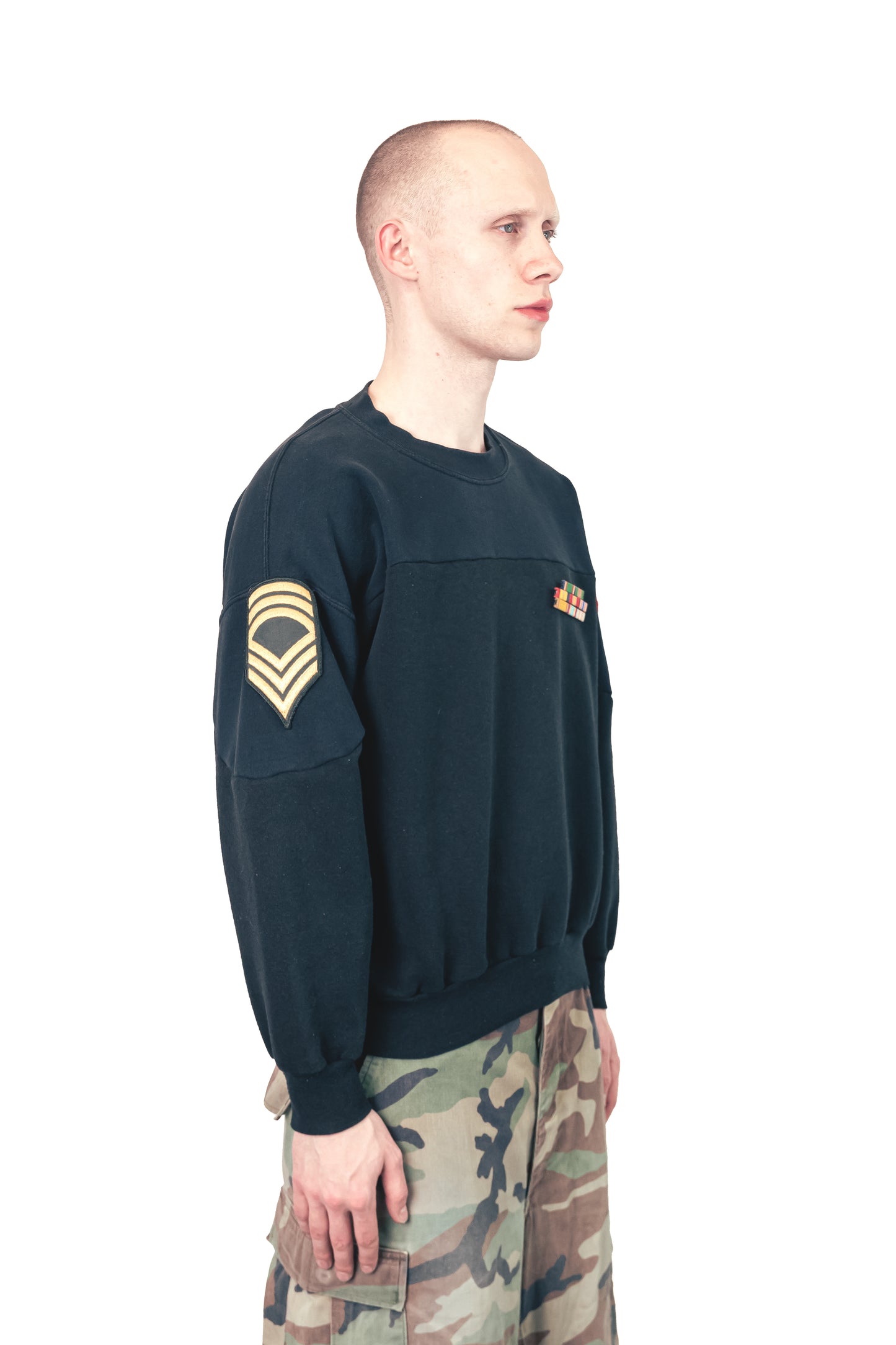 008 INSIGNIA CREWNECK