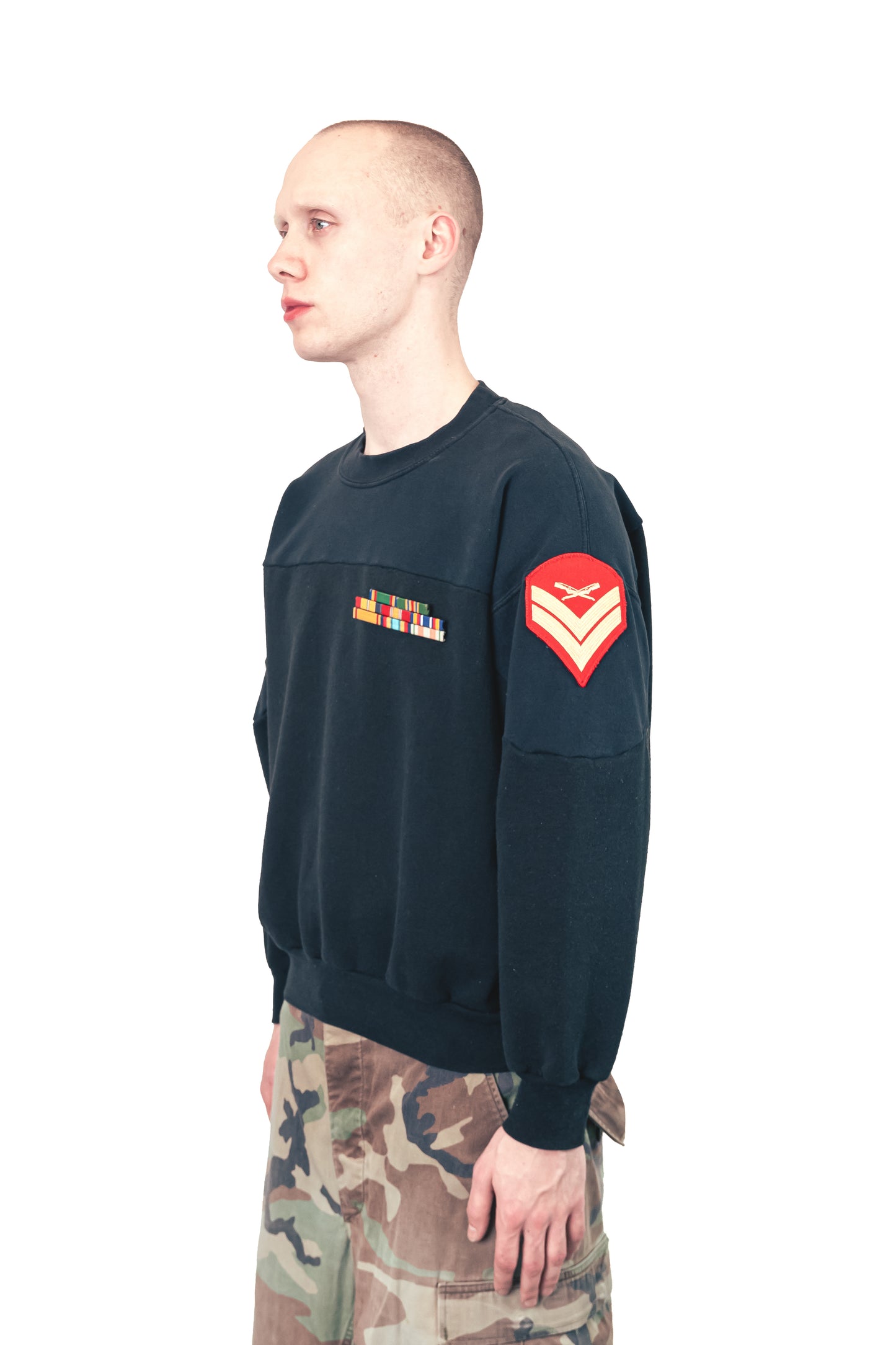 008 INSIGNIA CREWNECK