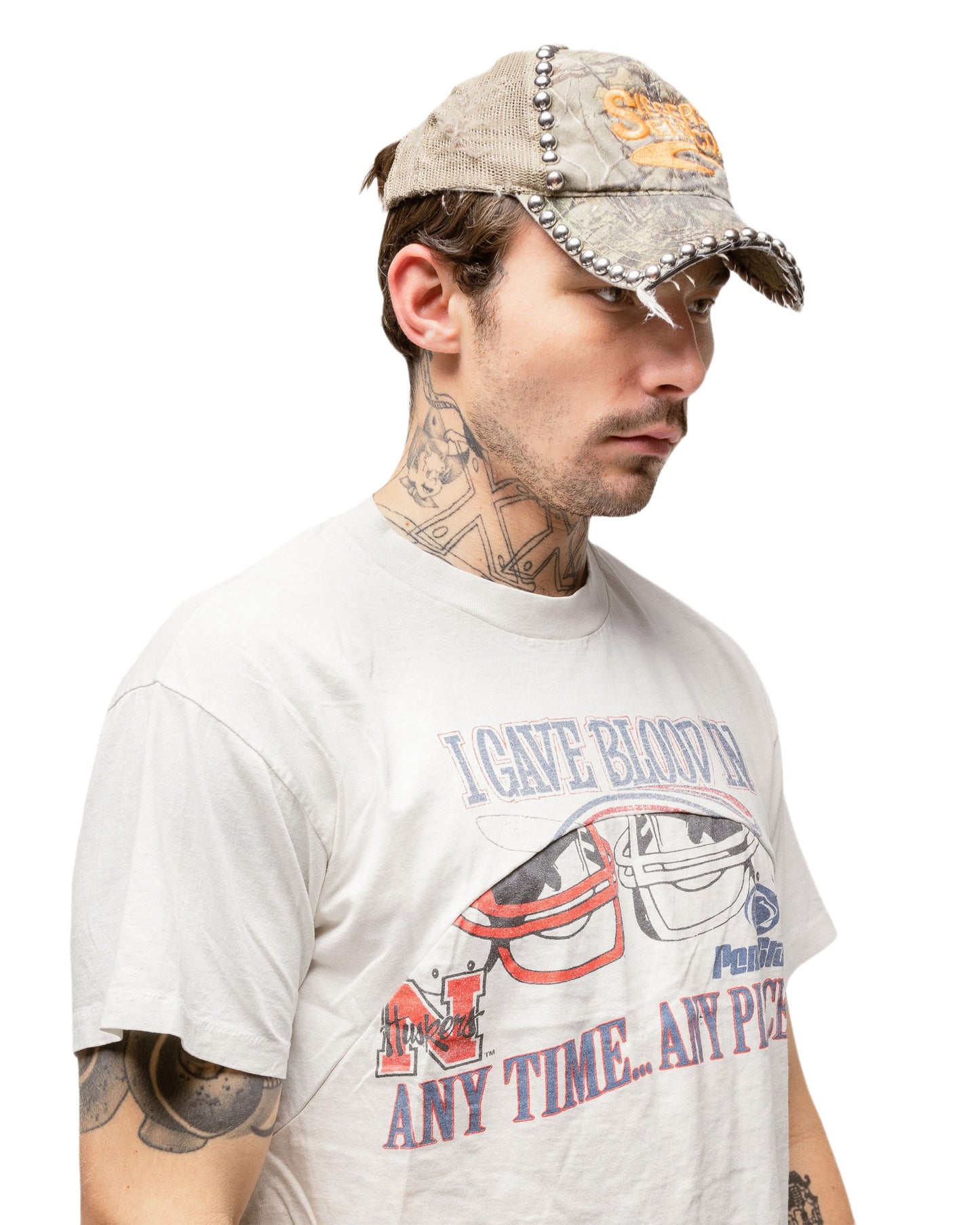 001 MFS CRUST CAP