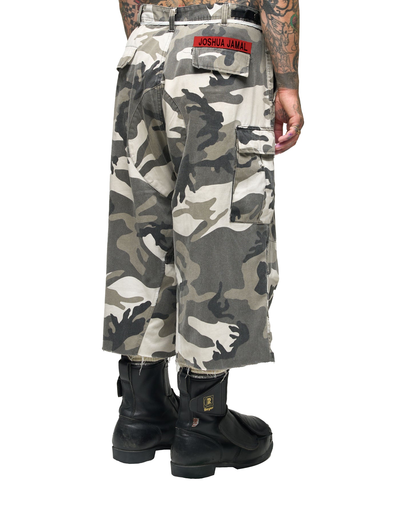 SRL CAMO NBHD SHORT