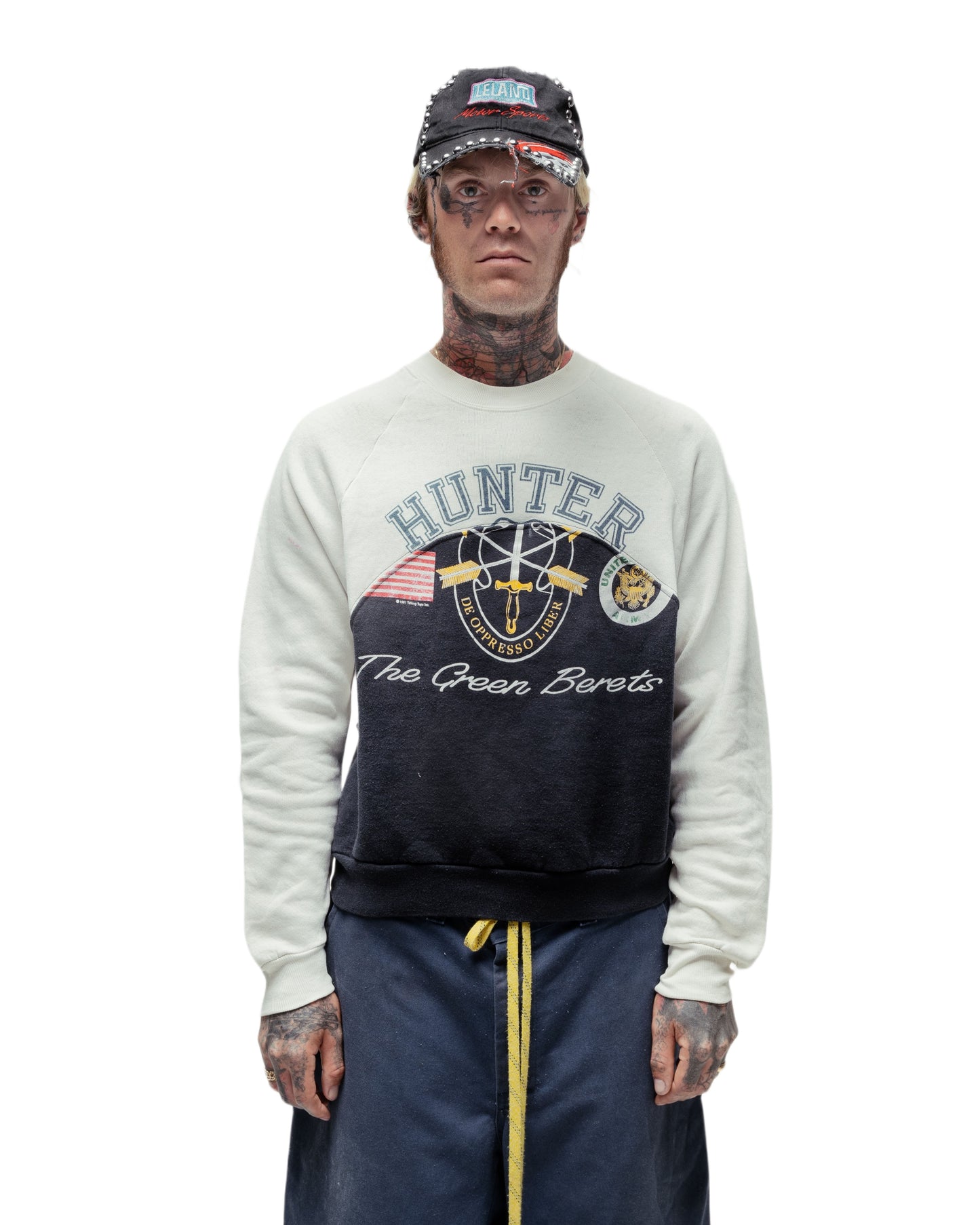 076 WAVE CREWNECK