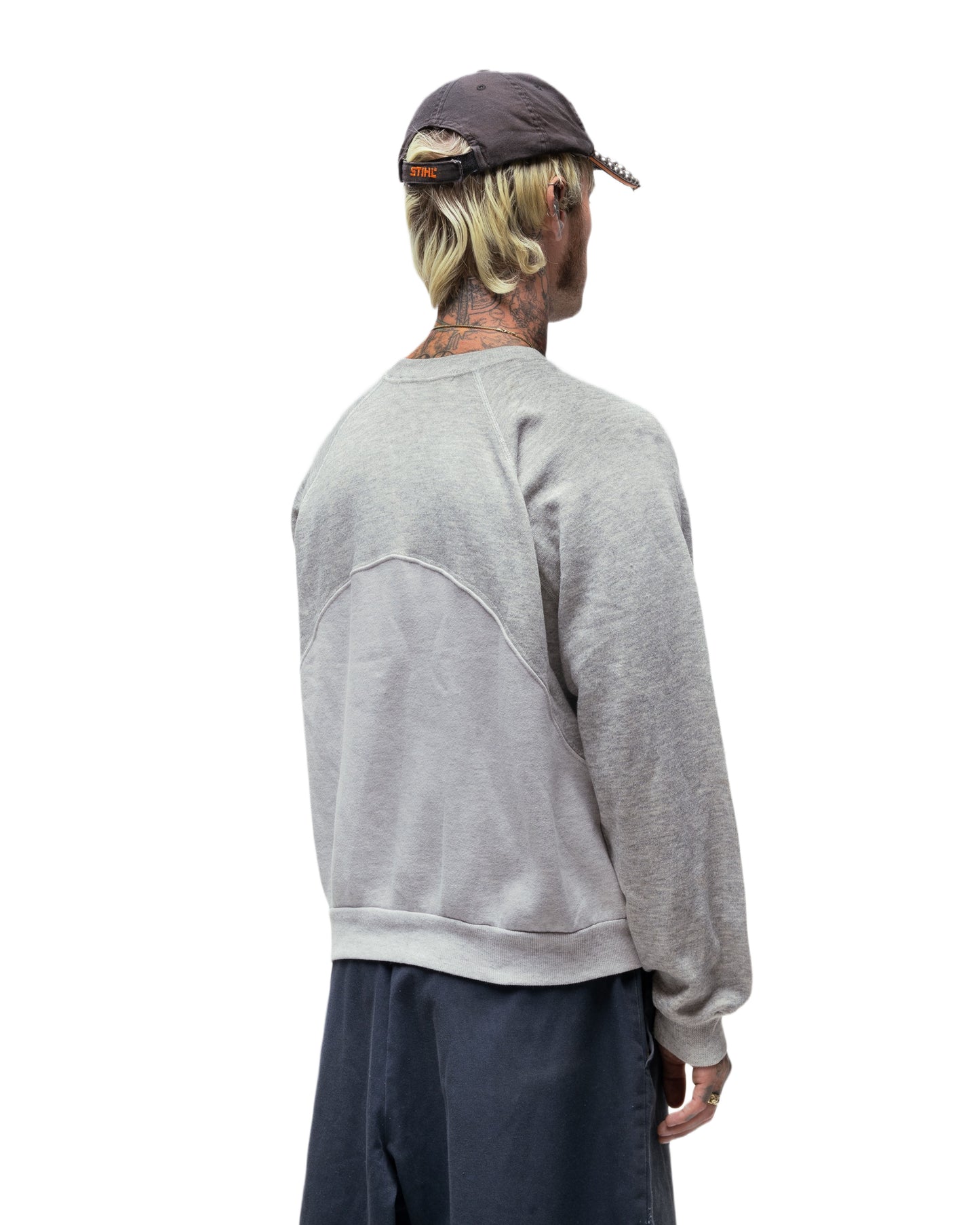 082 WAVE CREWNECK