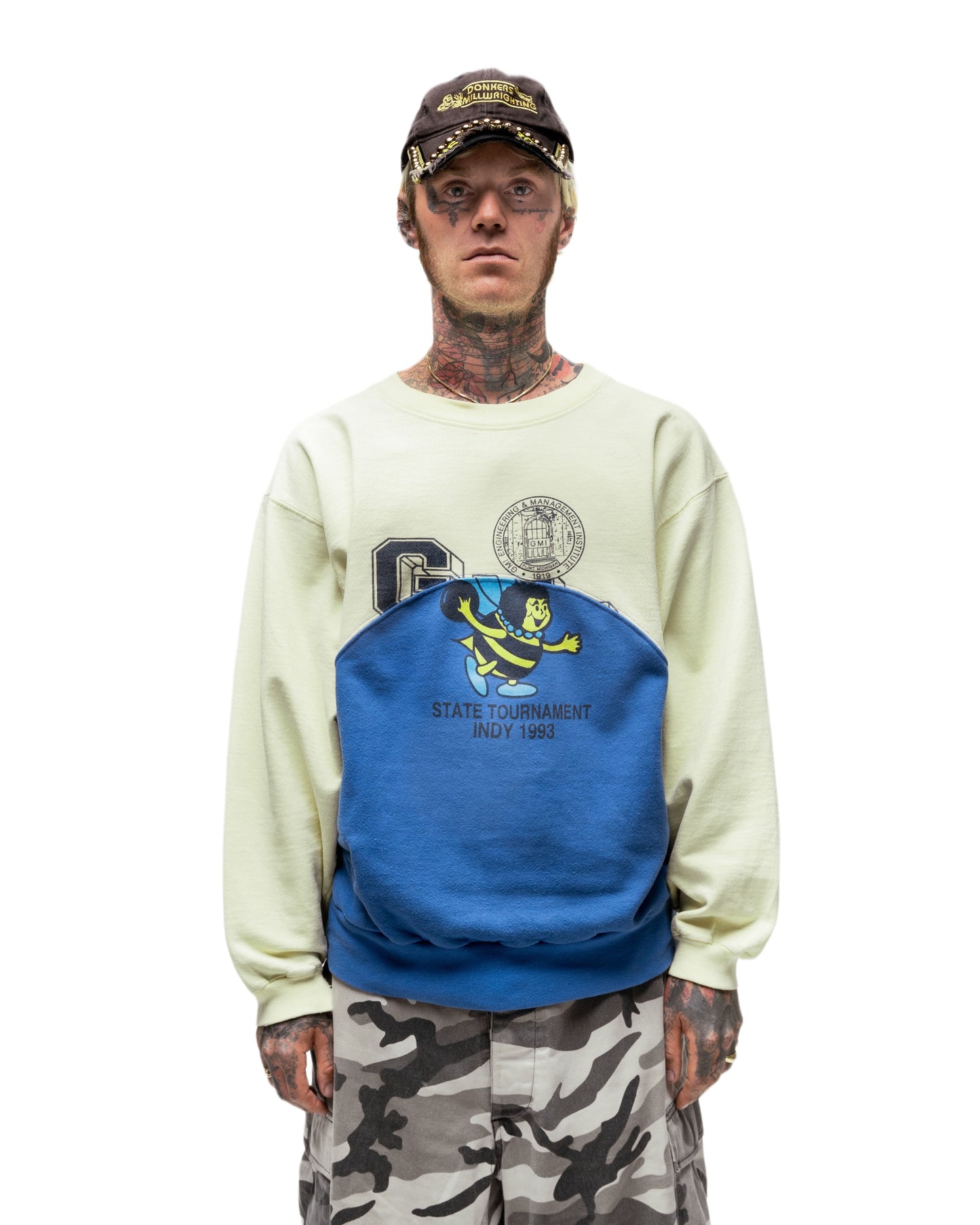 090 WAVE CREWNECK