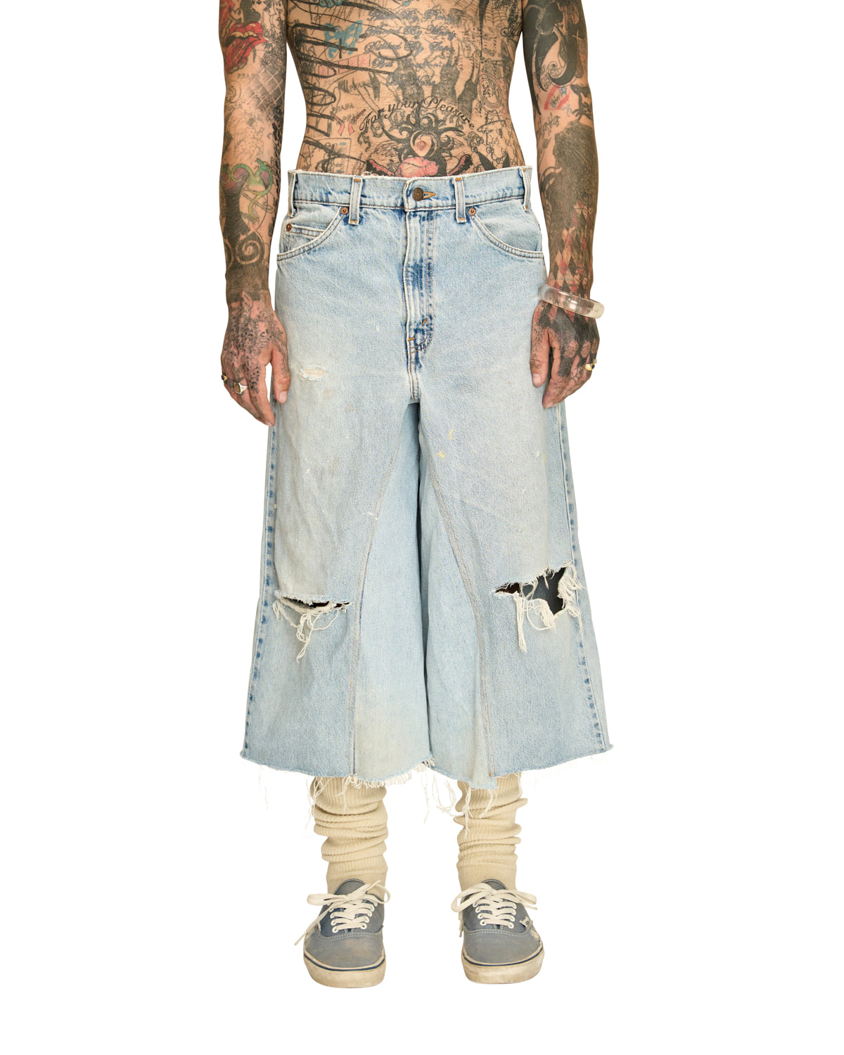 DENIM NBHD SHORT LW DISTRESSED