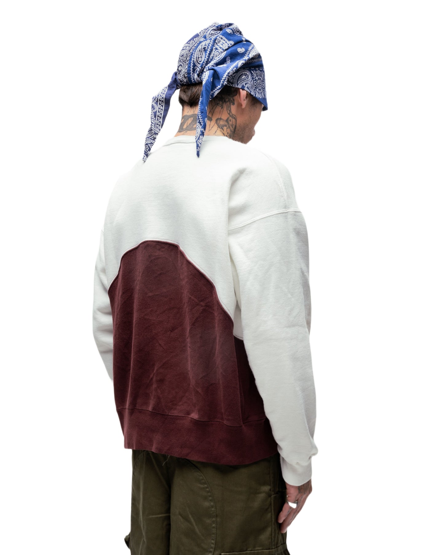 034 WAVE CREWNECK