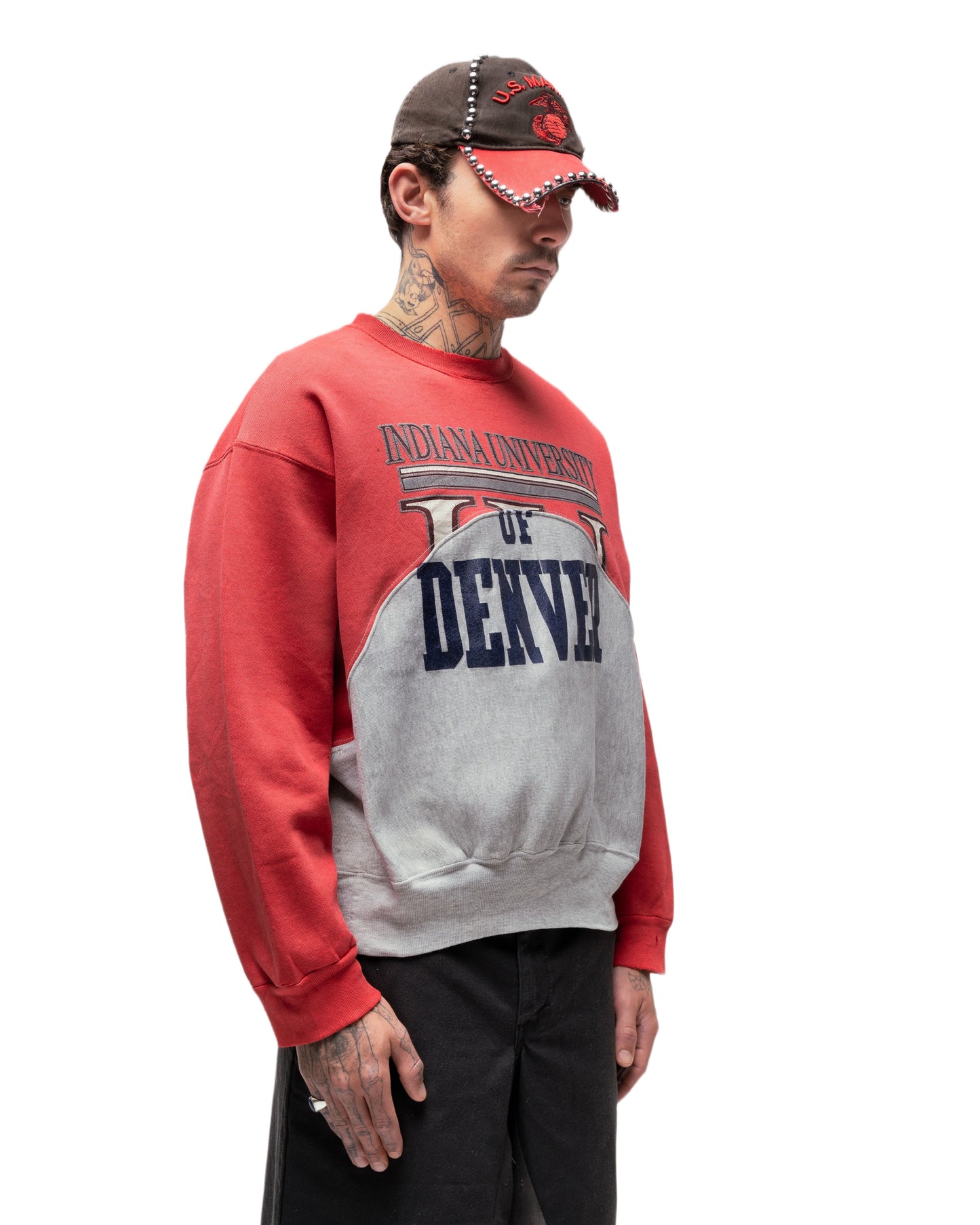 038 WAVE CREWNECK