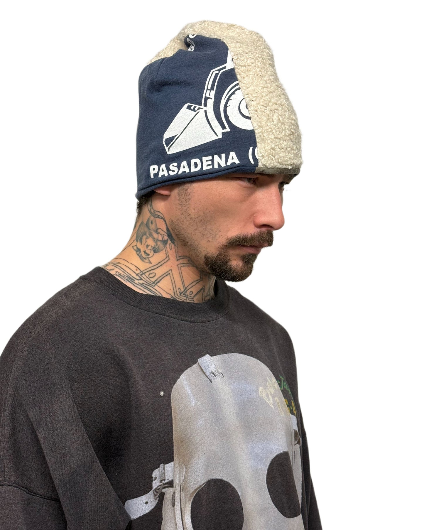 017 MR. TEE BEANIE