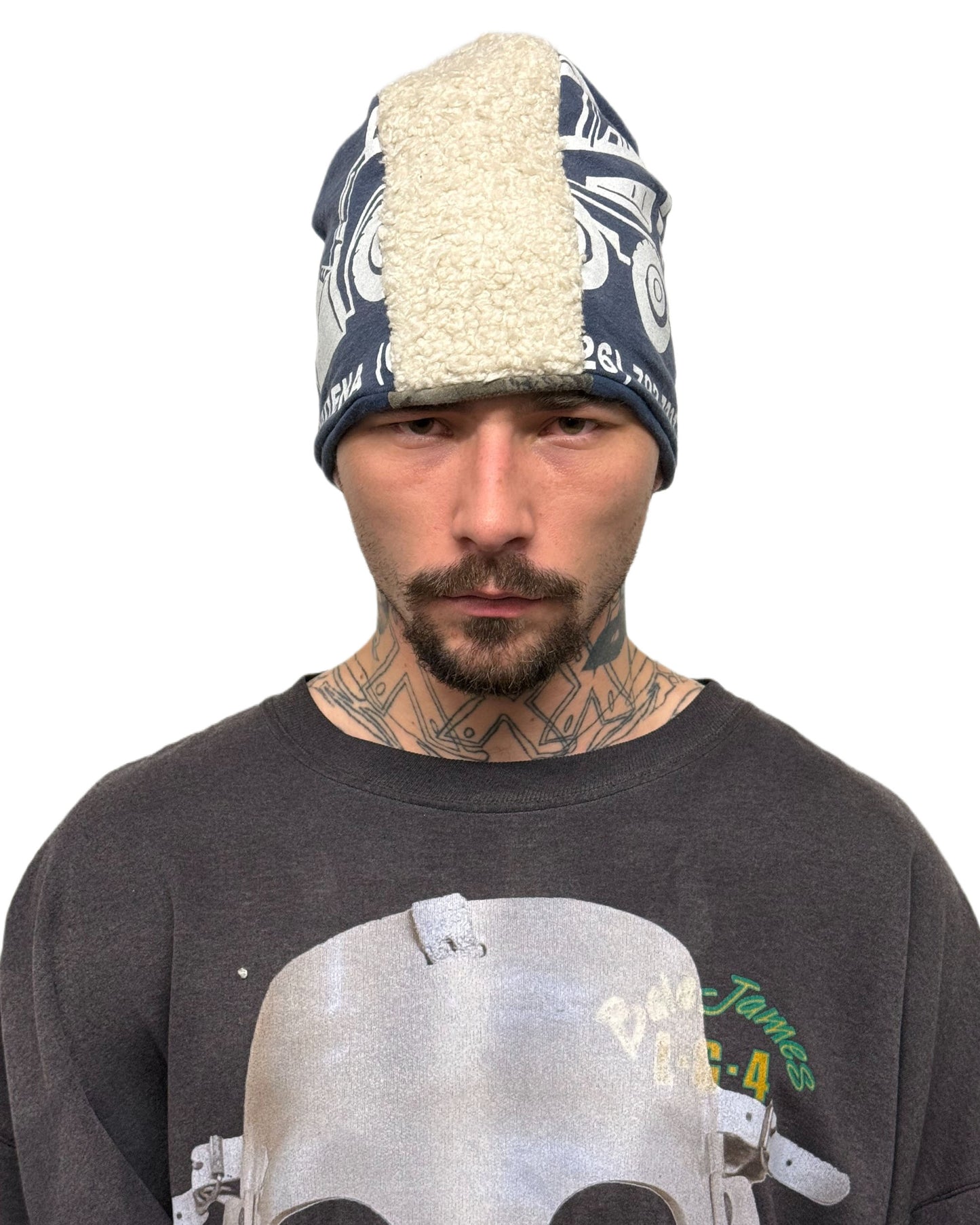 017 MR. TEE BEANIE