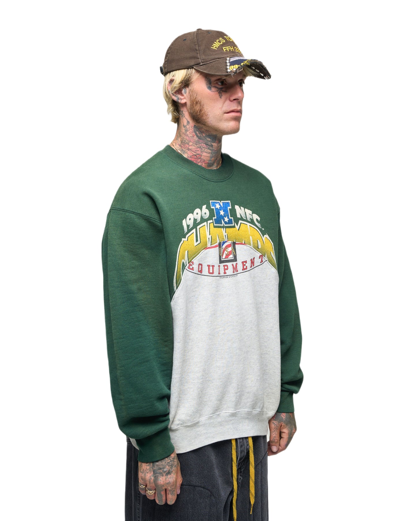 063 WAVE CREWNECK